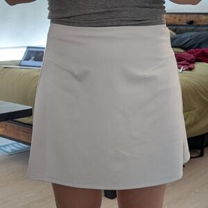 Elegant White Women's Skirt